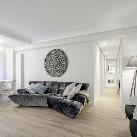Apartamento Zurriola Luxury - Surf Beach Con Aire Acondicionado San Sebastian Luaran gambar